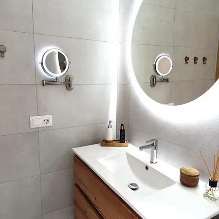 Casa Con Encanto بيت للعطل غران ألاكانت